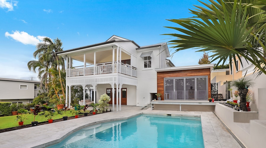 Beautiful lakeside vacation rental home with manicured lawn